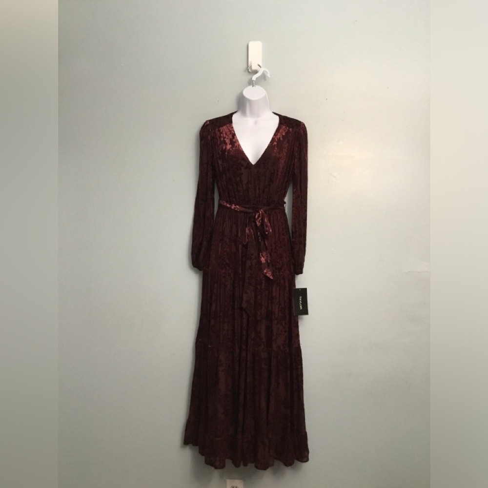 Elegant Burgundy Long Sleeve Dress - Picture 13 of 14